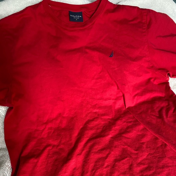 The perfect oversized bright red Nautica tee - Picture 6 of 6